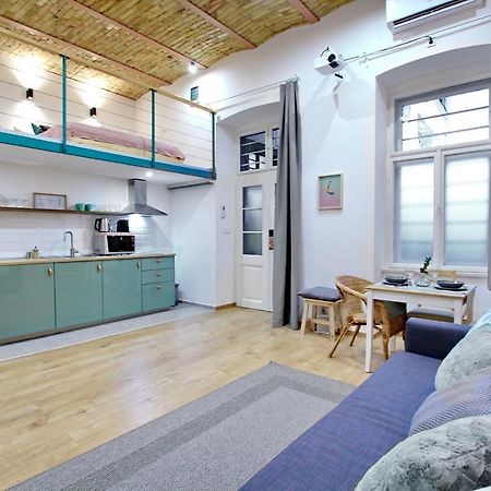 Lovely&Modern Downtown Apartment With Free Parking ブダペスト エクステリア 写真