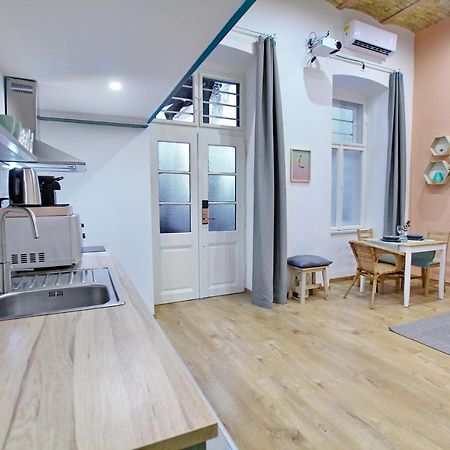 Lovely&Modern Downtown Apartment With Free Parking ブダペスト エクステリア 写真