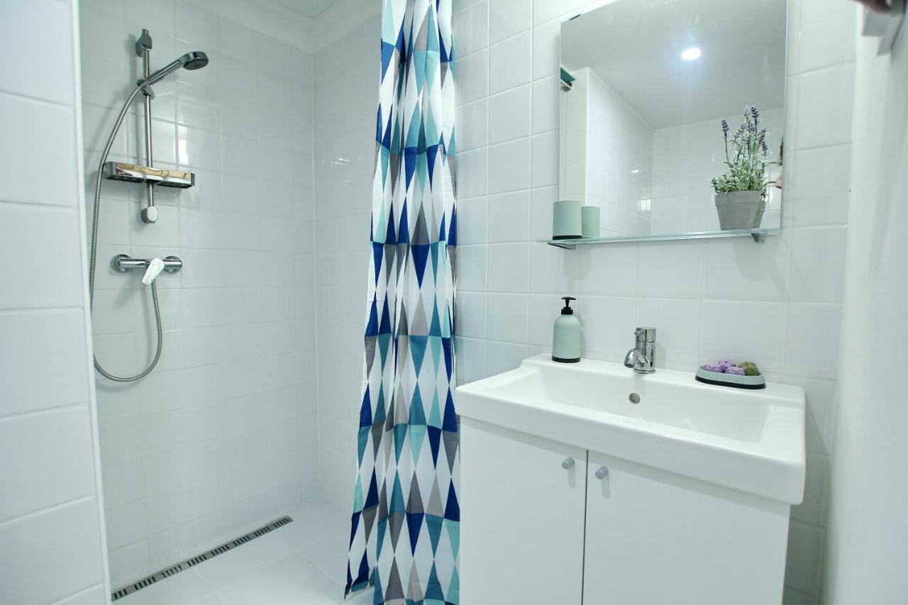 Lovely&Modern Downtown Apartment With Free Parking ブダペスト エクステリア 写真