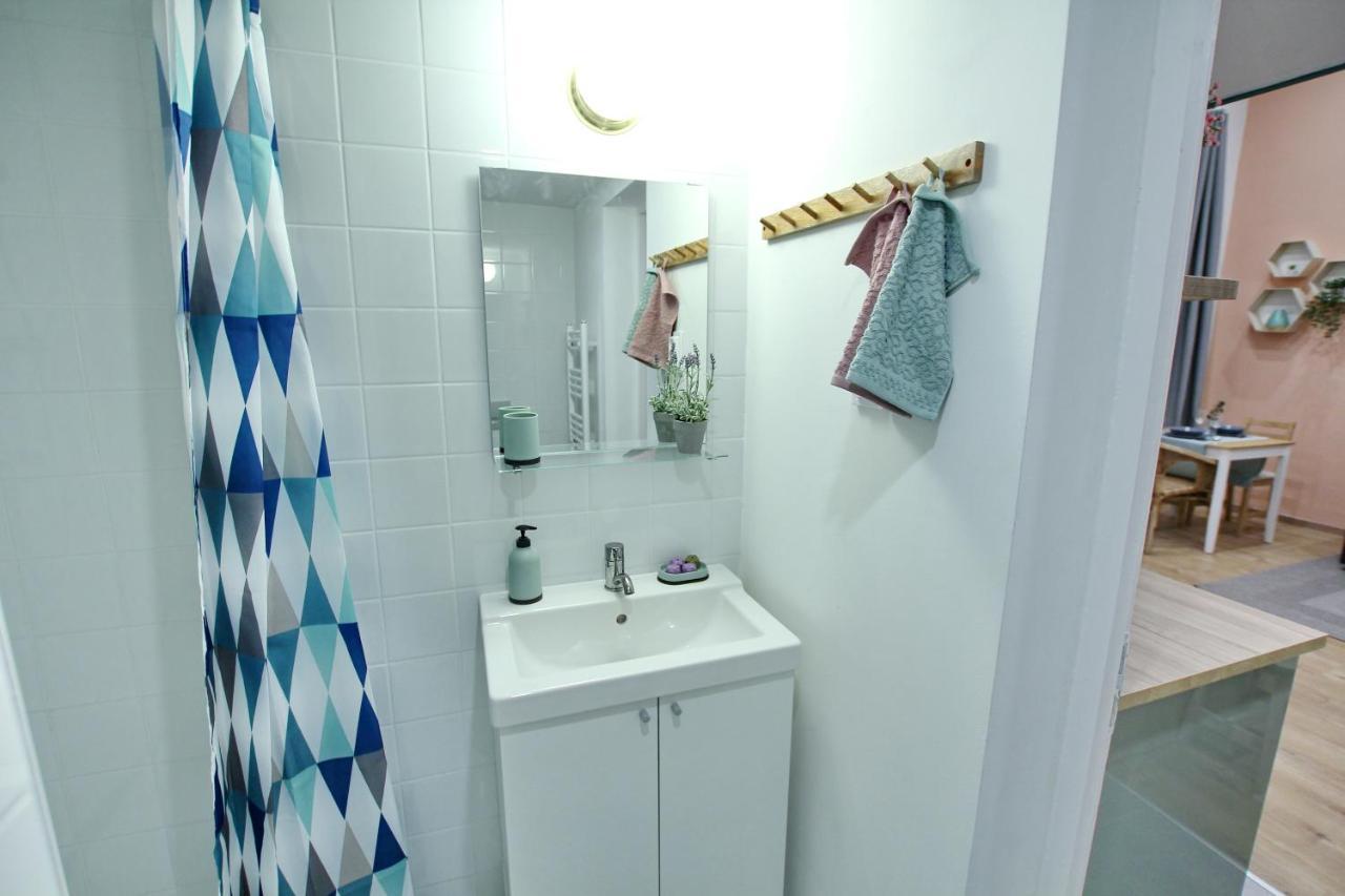 Lovely&Modern Downtown Apartment With Free Parking ブダペスト エクステリア 写真