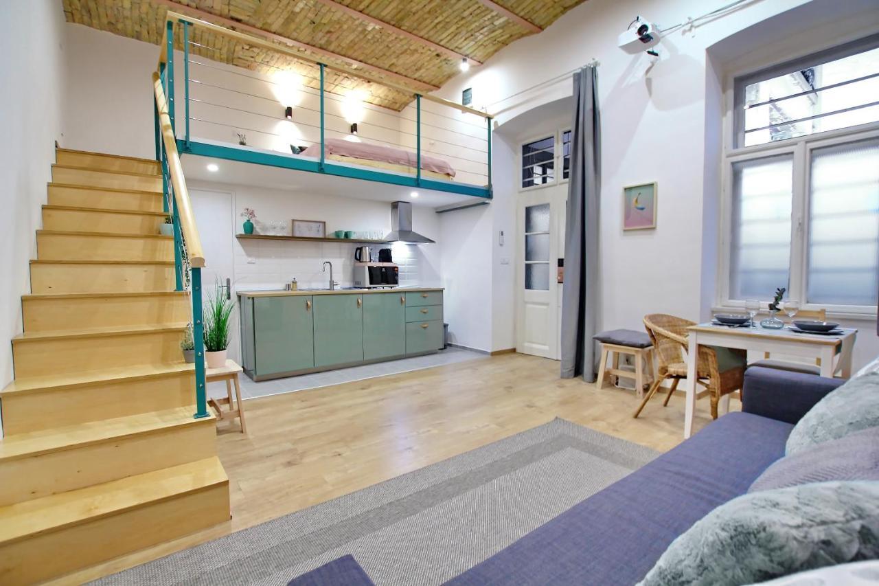 Lovely&Modern Downtown Apartment With Free Parking ブダペスト エクステリア 写真